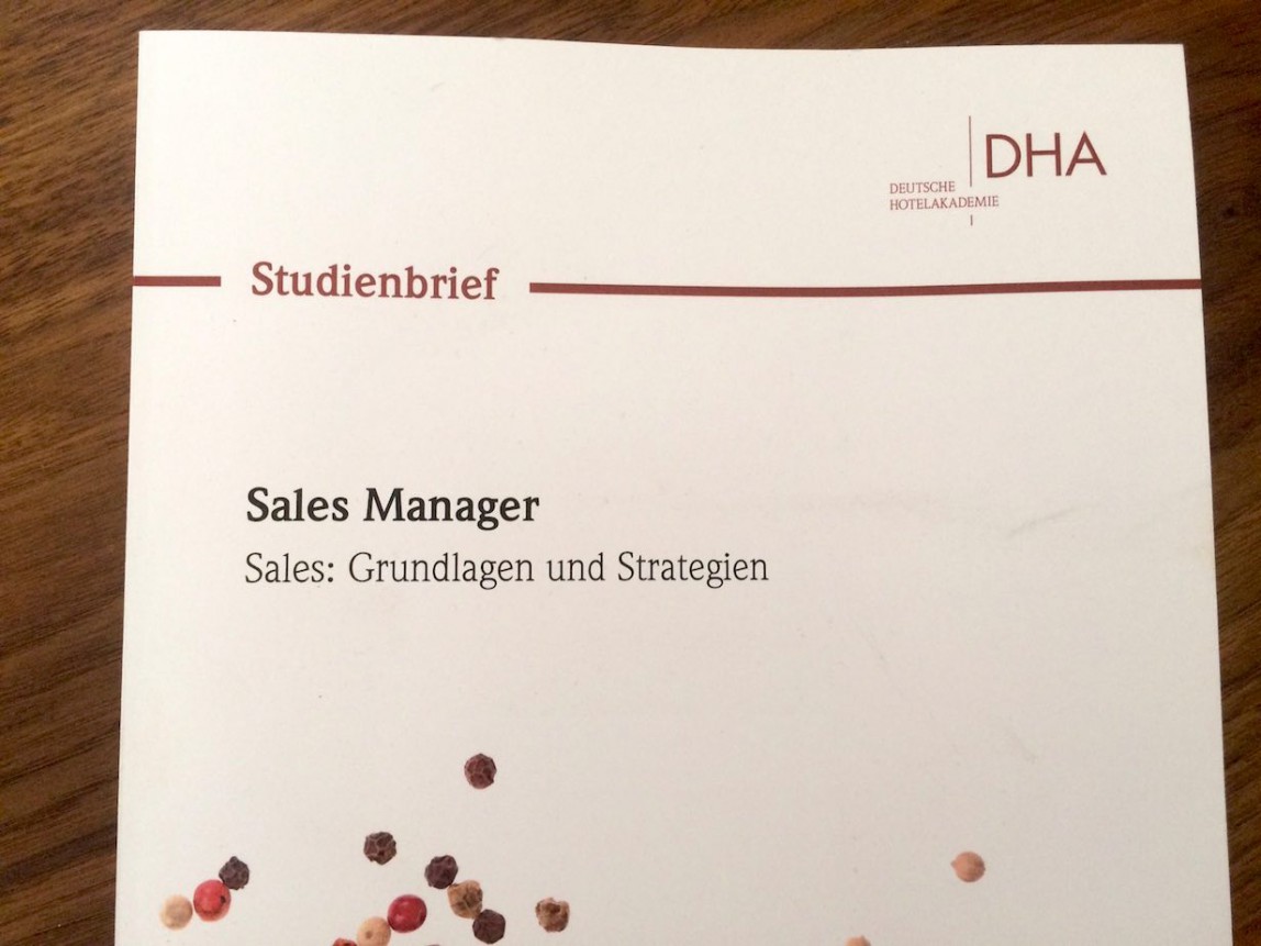 DHA Studienbrief Hotel Sales Manager